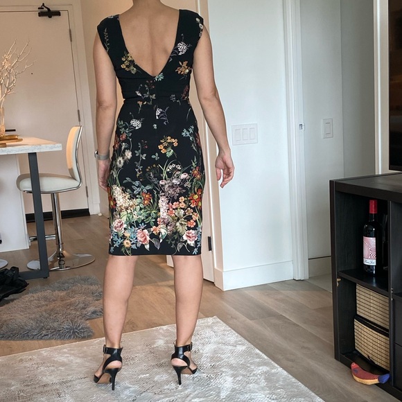Zara midi floral dress stretchy size small - Picture 3 of 3